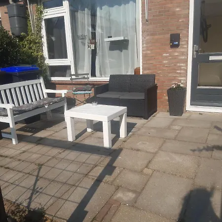 Vlak Bij Het * Petten